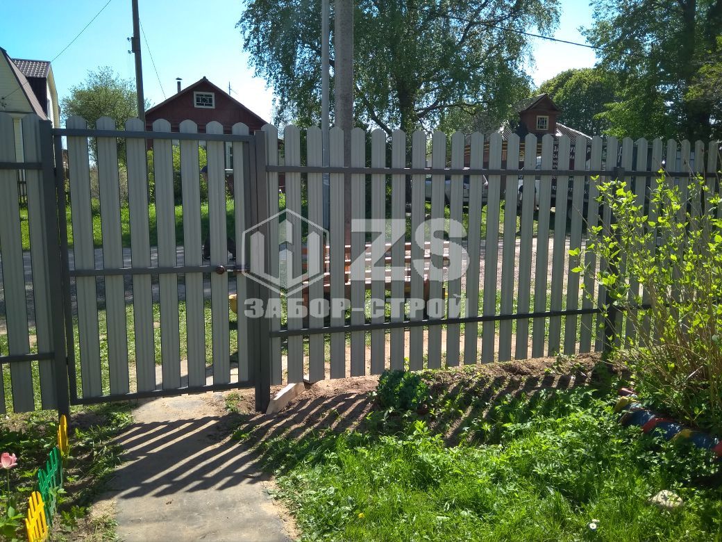 Забор из евроштакетника 280 метров